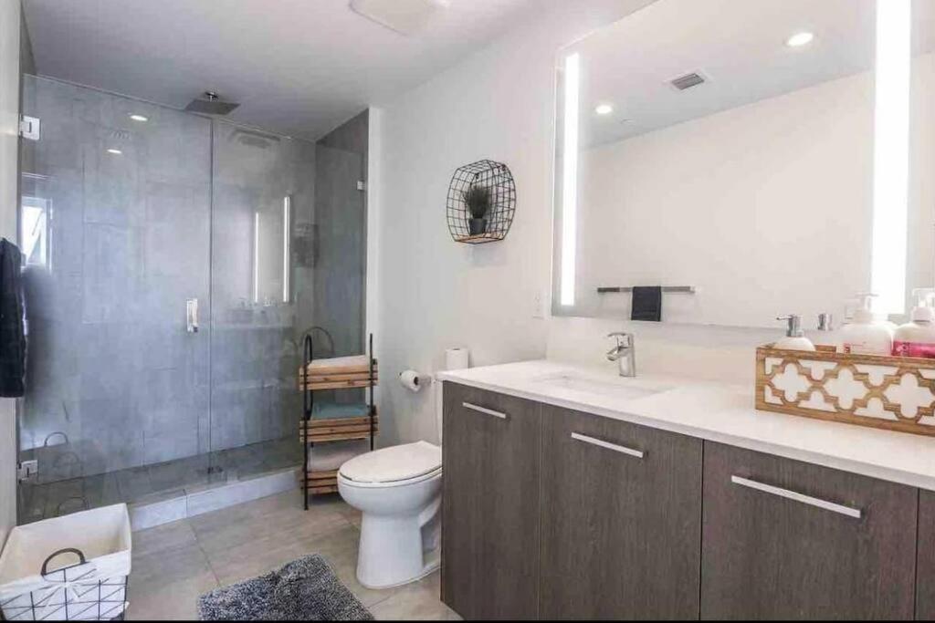 Gorgeous 2Br/2Bth In The Heart Of Miami Apartman Kültér fotó