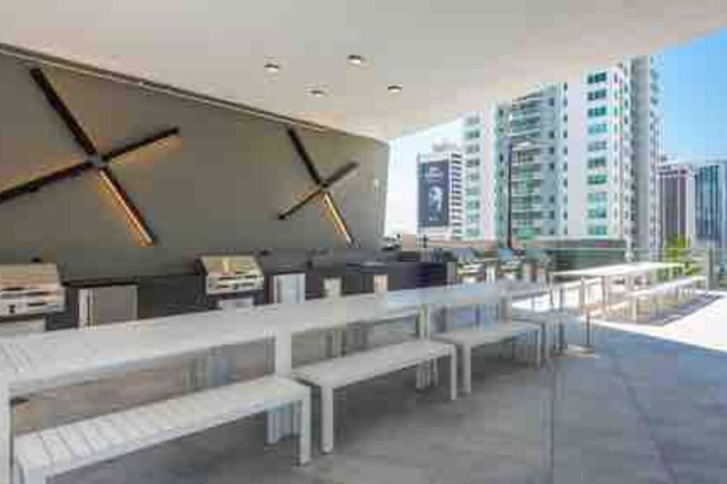 Gorgeous 2Br/2Bth In The Heart Of Miami Apartman Kültér fotó