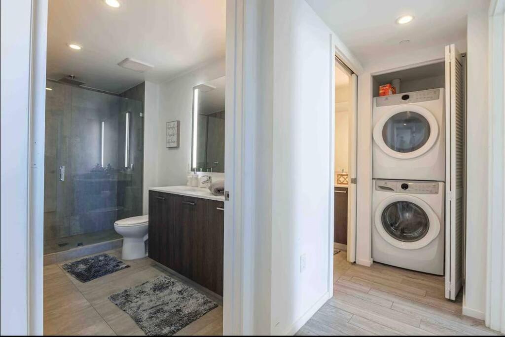 Gorgeous 2Br/2Bth In The Heart Of Miami Apartman Kültér fotó